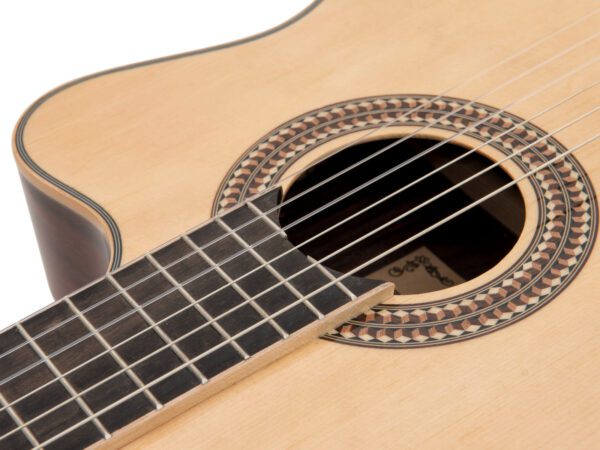 Dimavery TB-100, elektroakustická klasická kytara 4/4, přírodní - Image 6