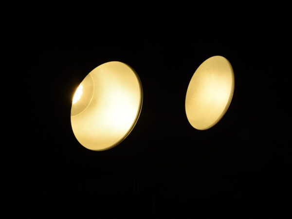 Eurolite Audience Blinder 2x100W LED COB WW - Image 8