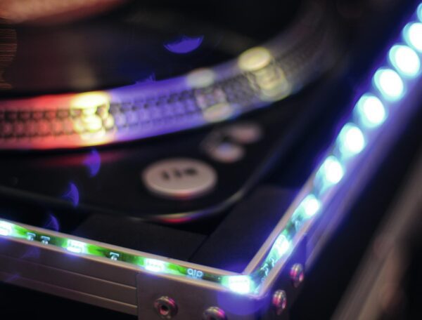 Eurolite LED Ribbon prodlužovací kabel 1.5m pro RGB SMD 5050 - Image 3