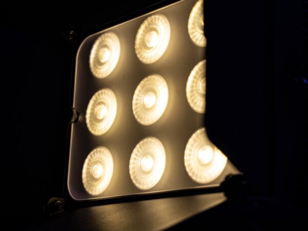 Eurolite LED CLS-9 QCL RGB/WW 9x7W - Image 8