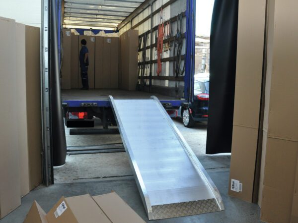 Alutruss Truckramp 3m/110cm, nájezdová rampa - Obrázek 2
