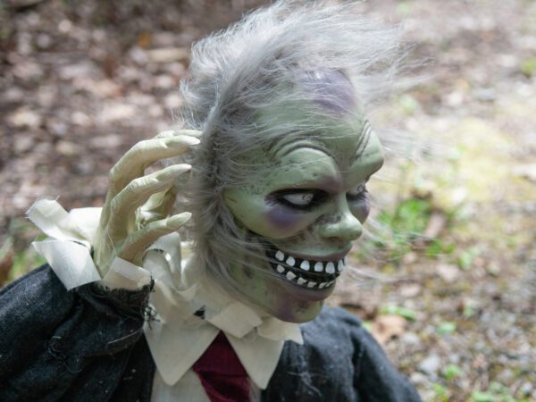 Halloween zombie Theo, 67 cm - Obrázek 5