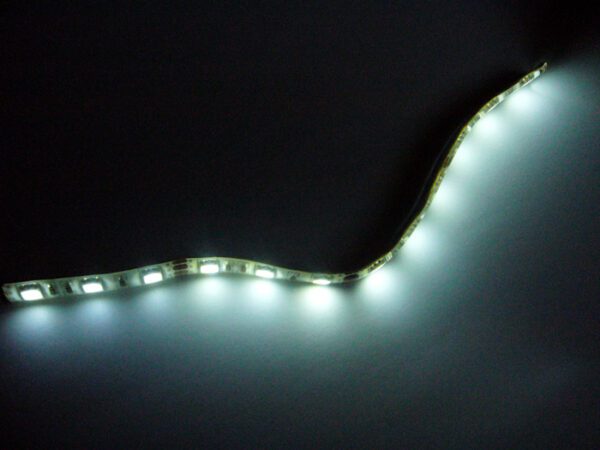 LED páska SMD5050, studená bílá, 12V, 1m, IP54, 60 LED/m - Image 3