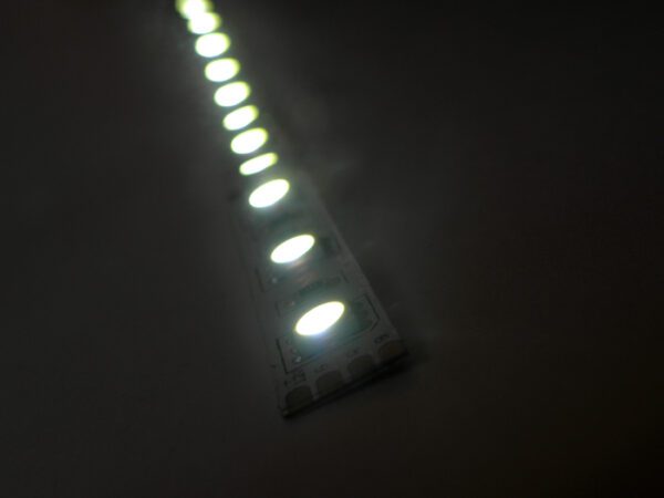LED páska SMD3528, studená bílá, 12V, 1m, 60 LED/m