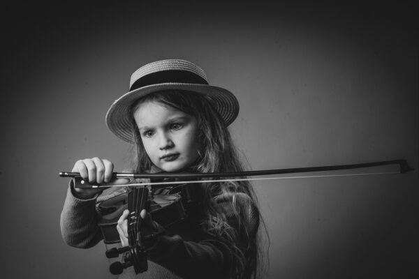 Jak se naučit hrát na housle?