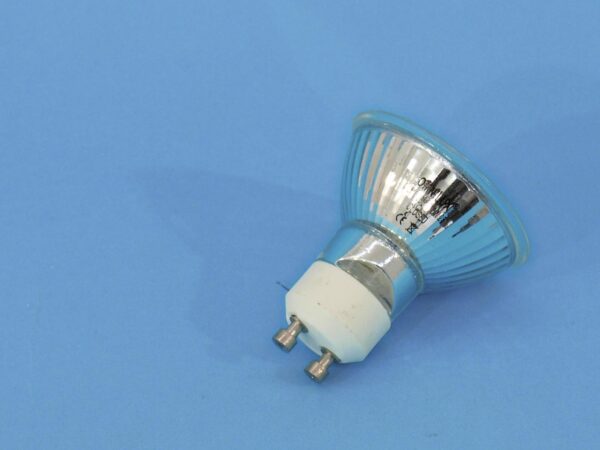 OMNILUX GU-10 230V/50W 1500h 25° modrá - Image 3