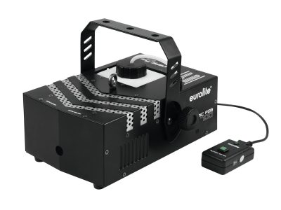 Eurolite 700 Dynamic Fog, výrobník mlhy