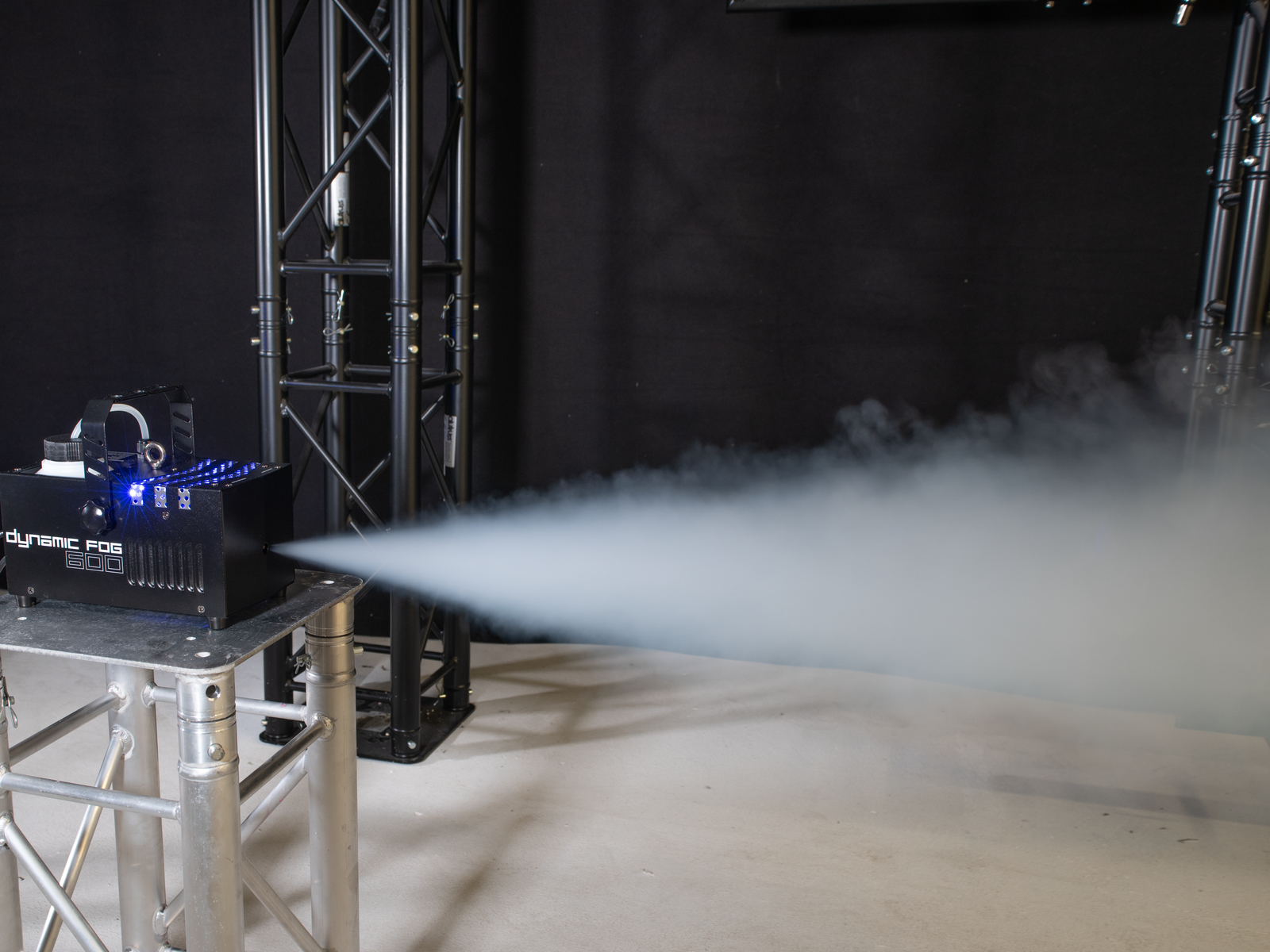 Eurolite 1200 Dynamic Fog, výrobník mlhy - Obrázek 6