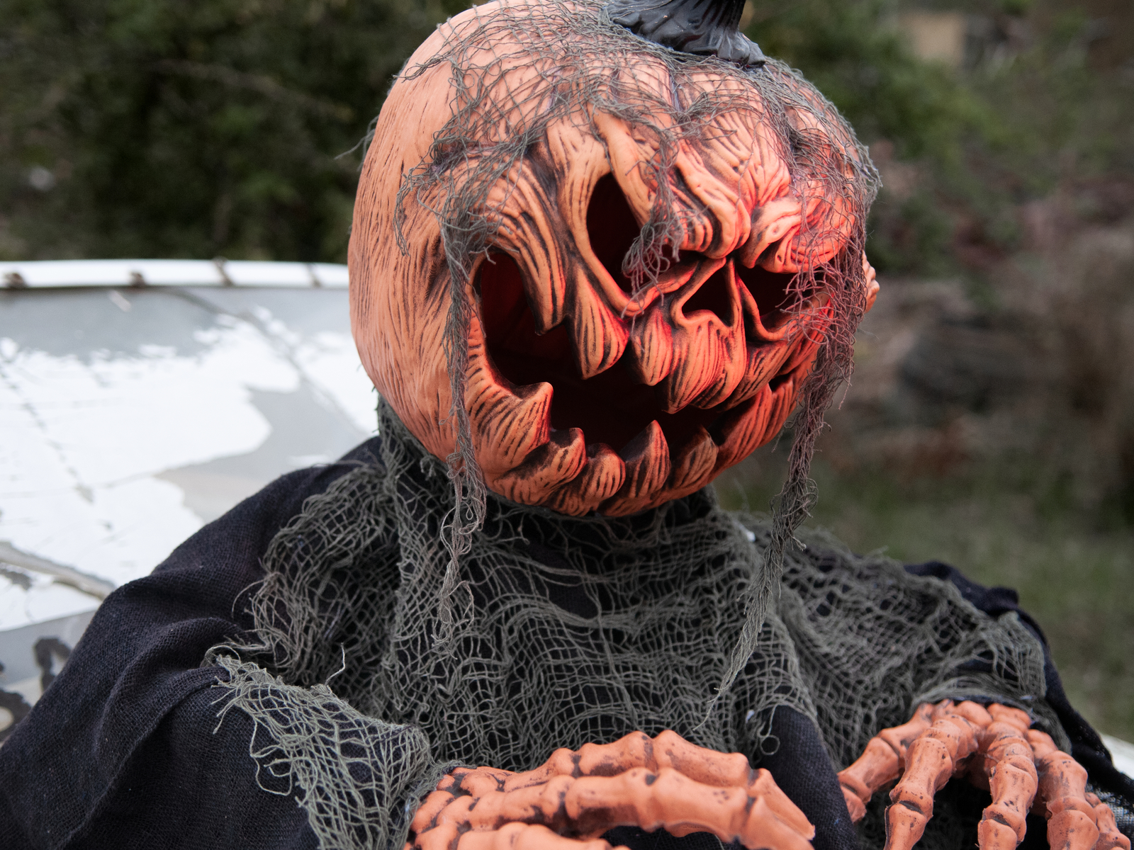 Halloween dýňové zombie torzo, 50 cm - Obrázek 5
