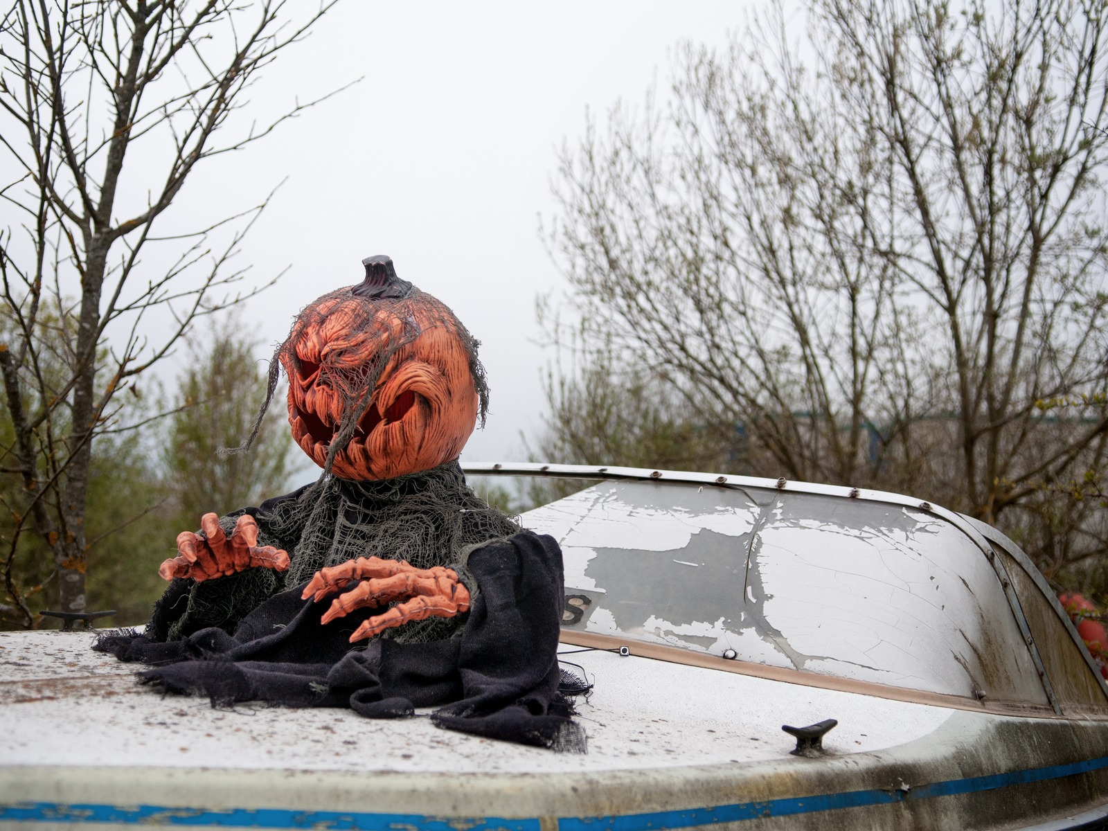 Halloween dýňové zombie torzo, 50 cm - Obrázek 8