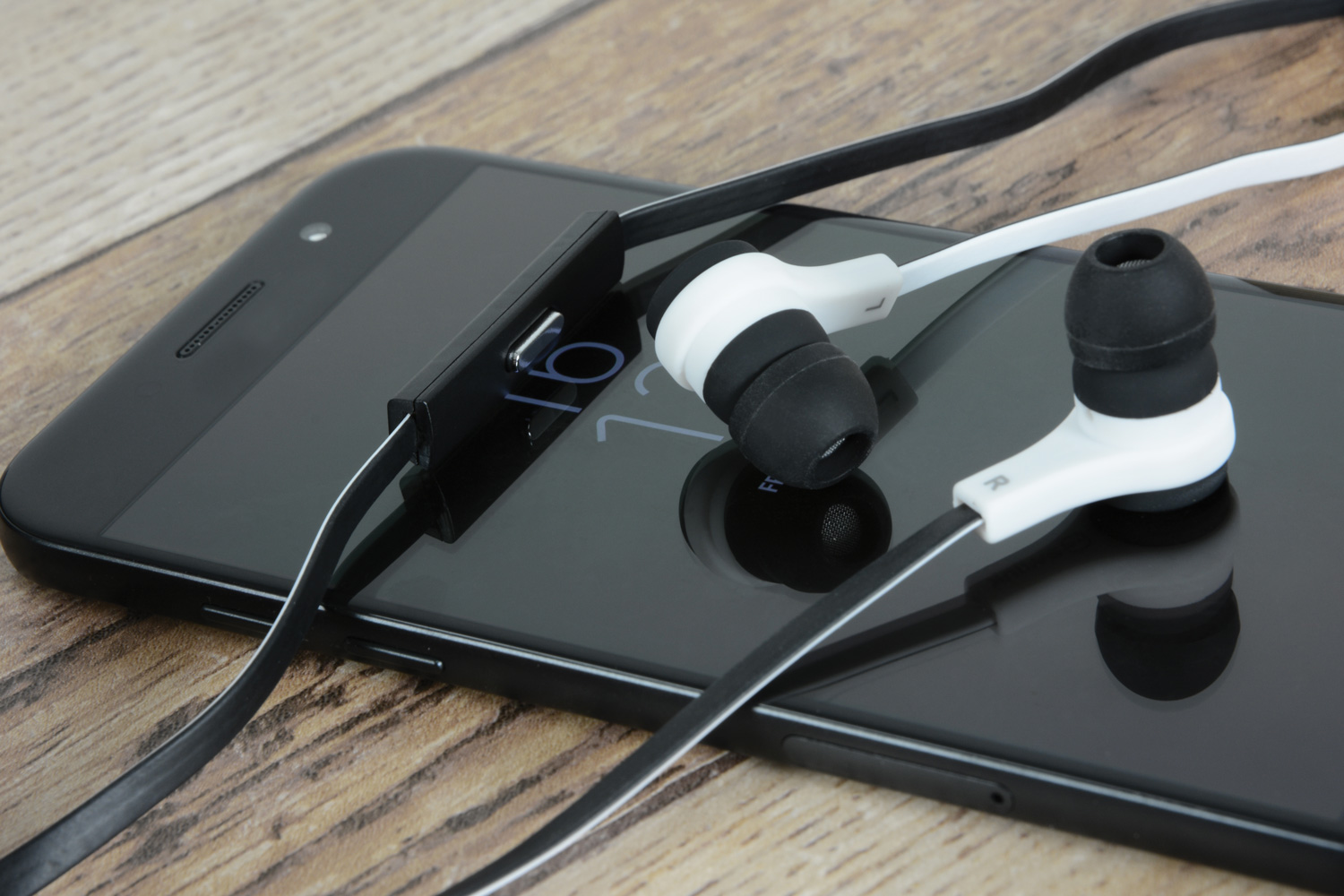AV:link gumová sluchátka s handsfree, černo-bílá - Obrázek 7