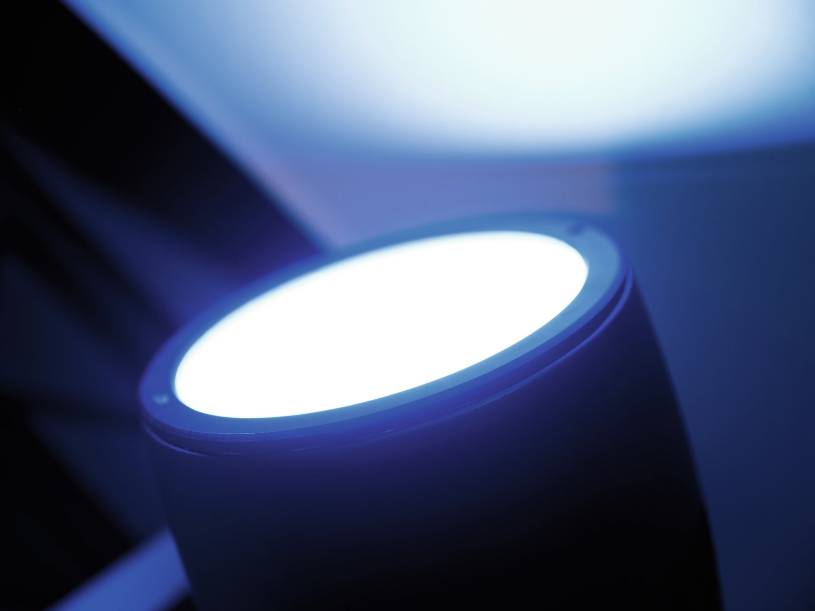 EUROLITE LED Theatre COB 200 RGB/WW, divadelní reflektor - Obrázek 8