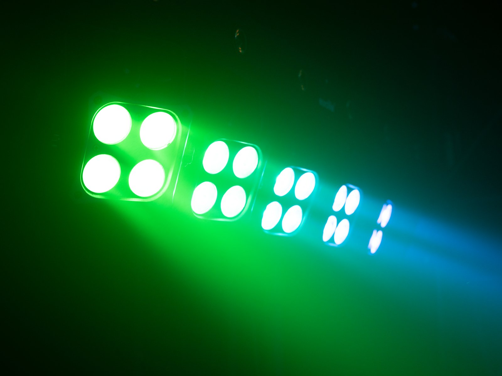 Eurolite LED KLS-180/6, světelný set - Obrázek 8